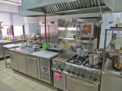 maintenance-of-hotel-kitchen-equipment